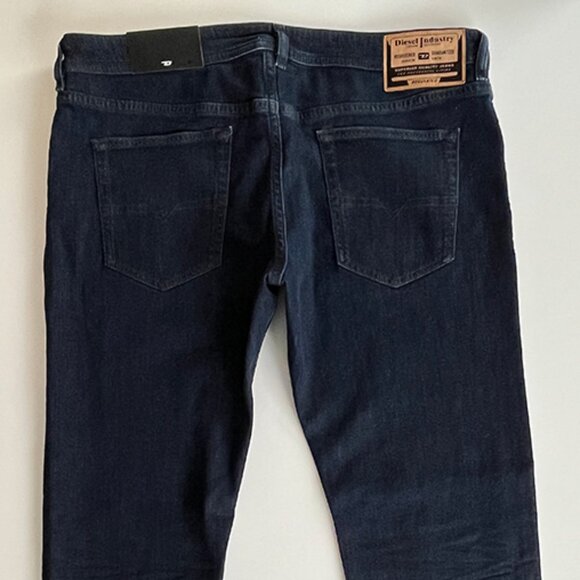 Men's Diesel Jeans - Buster LE / Wash RM060 - Picture 3 of 10